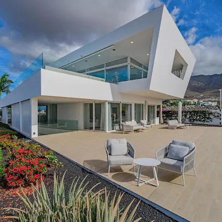 וילה Casa Maria Sea View Perfect Location אדחה
